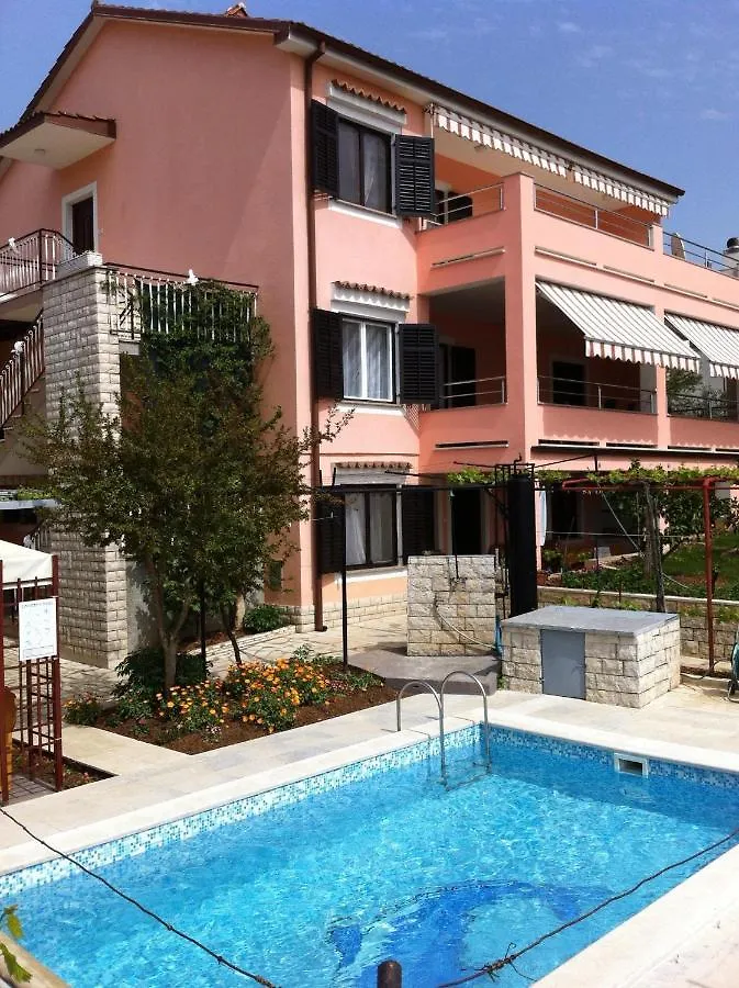 Apartment in Pula/Istrien 17385 Kroatien