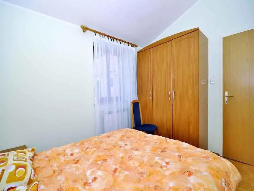 Apartment in Pula/Istrien 17385